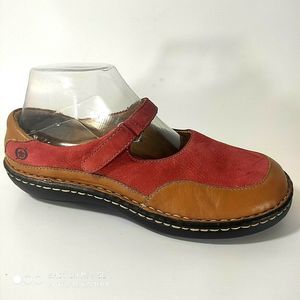 Born Mary Jane Flat 8 Tan Red Hook & Loop Closure